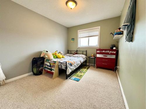 12-9 Leedy Drive, Whitecourt, AB - Indoor Photo Showing Bedroom