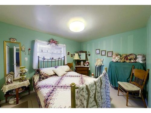 17506 Township Road 540, Rural Yellowhead County, AB - Indoor Photo Showing Bedroom