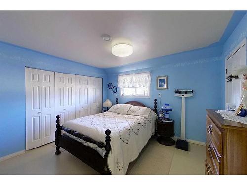 17506 Township Road 540, Rural Yellowhead County, AB - Indoor Photo Showing Bedroom