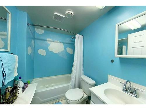 17506 Township Road 540, Rural Yellowhead County, AB - Indoor Photo Showing Bathroom