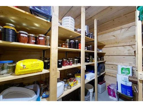 17506 Township Road 540, Rural Yellowhead County, AB - Indoor With Storage