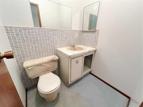 Part Of Ne-8-66-22-W4, Athabasca, AB - Indoor Photo Showing Bathroom