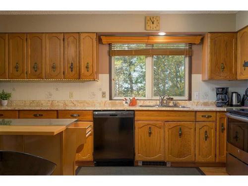 224018 Township Road 672, Rural Athabasca County, AB - Indoor Photo Showing Kitchen With Double Sink