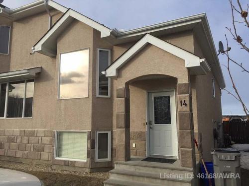 14-9 Leedy Drive, Whitecourt, AB - Outdoor