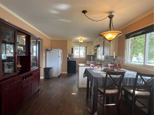 5004 52Nd Avenue, Peers, AB - Indoor Photo Showing Dining Room