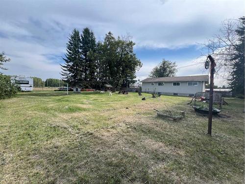 5004 52Nd Avenue, Peers, AB - Outdoor