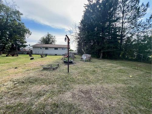 5004 52Nd Avenue, Peers, AB - Outdoor