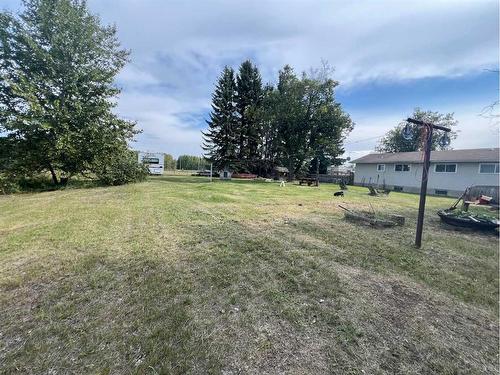 5004 52Nd Avenue, Peers, AB - Outdoor