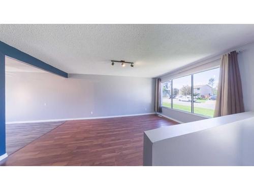 5611 48 Street, Whitecourt, AB - Indoor