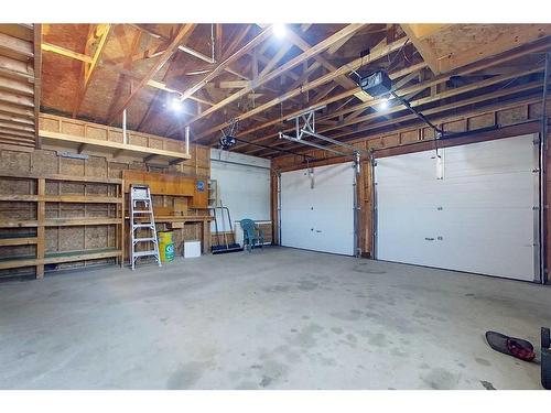 305 7 Street Se, Slave Lake, AB - Indoor Photo Showing Garage