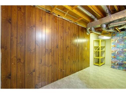 305 7 Street Se, Slave Lake, AB - Indoor Photo Showing Basement