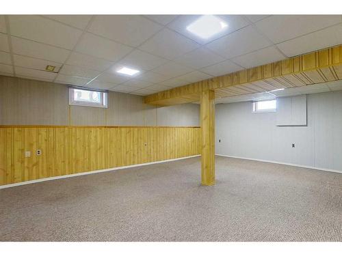 305 7 Street Se, Slave Lake, AB - Indoor Photo Showing Basement