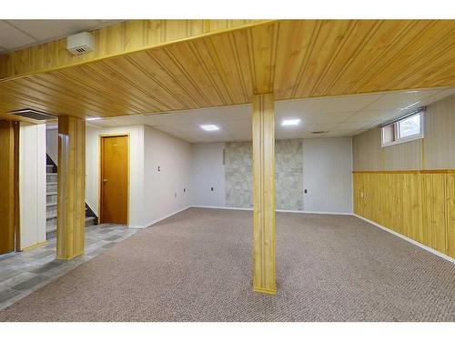 305 7 Street Se, Slave Lake, AB - Indoor Photo Showing Basement