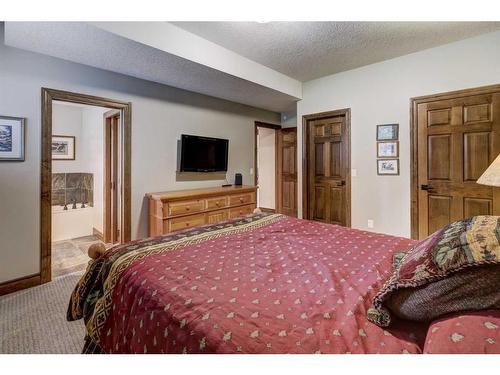 220 Miskow Close, Canmore, AB - Indoor Photo Showing Bedroom