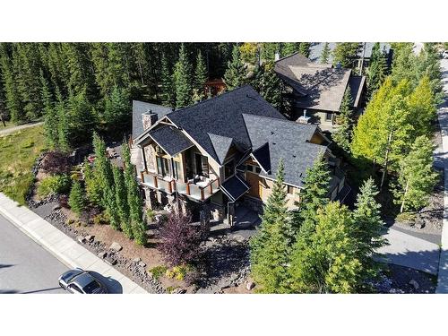 220 Miskow Close, Canmore, AB - Outdoor