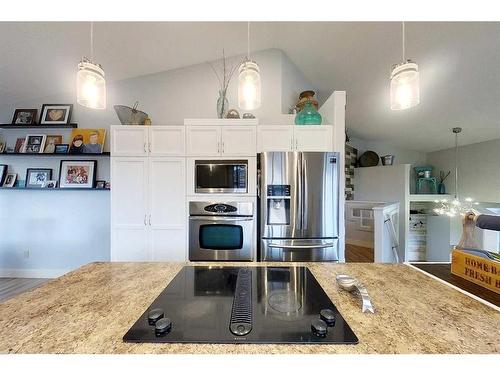 910 62 Street, Edson, AB - Indoor Photo Showing Kitchen