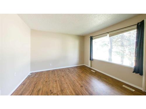 17 Baxter Crescent, Whitecourt, AB - Indoor Photo Showing Other Room