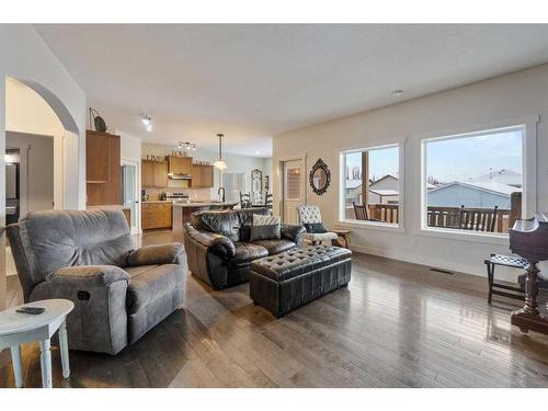 131 Mink Creek Road, Whitecourt, AB - Indoor Photo Showing Living Room