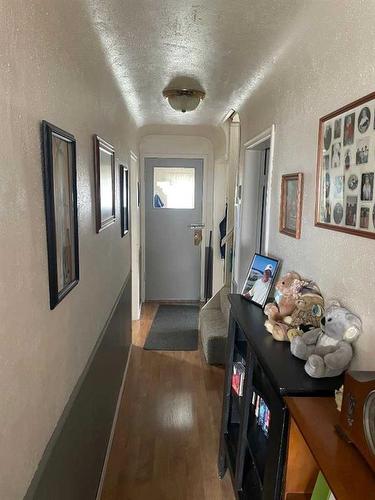 4820 17 Avenue, Edson, AB - Indoor Photo Showing Other Room