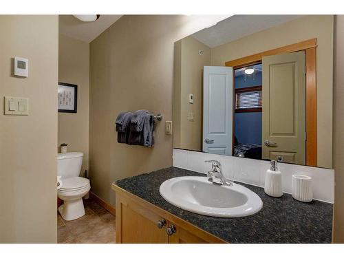 326-109 Montane Road, Canmore, AB - Indoor Photo Showing Bathroom