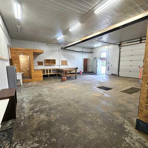 5006 50 Avenue, Peers, AB 