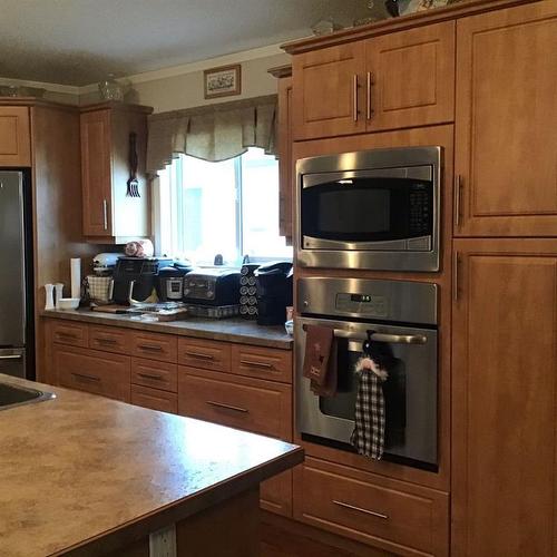 5311 45 Street, Whitecourt, AB - Indoor Photo Showing Kitchen