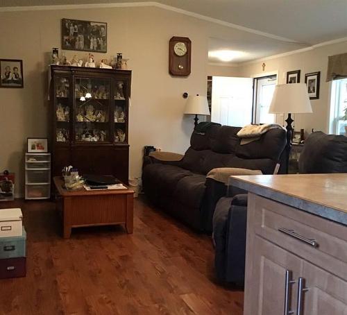 5311 45 Street, Whitecourt, AB - Indoor Photo Showing Living Room