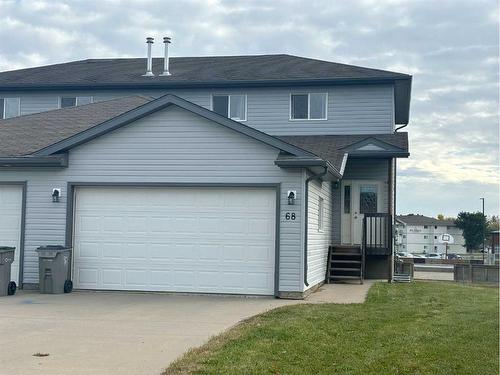 68 Wellwood Drive, Whitecourt, AB - Outdoor