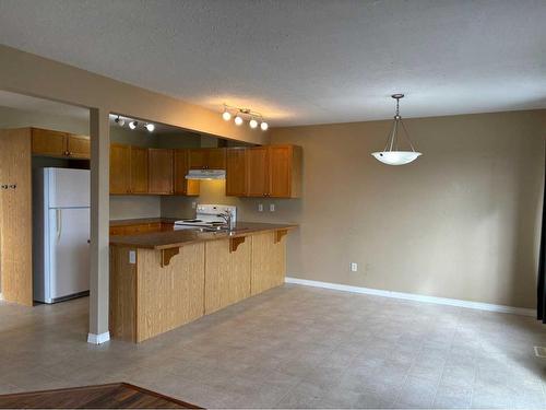 68 Wellwood Drive, Whitecourt, AB - Indoor Photo Showing Kitchen