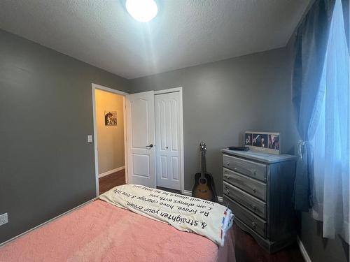 592062 Lot 22 Highway 32, Rural Woodlands County, AB - Indoor Photo Showing Bedroom