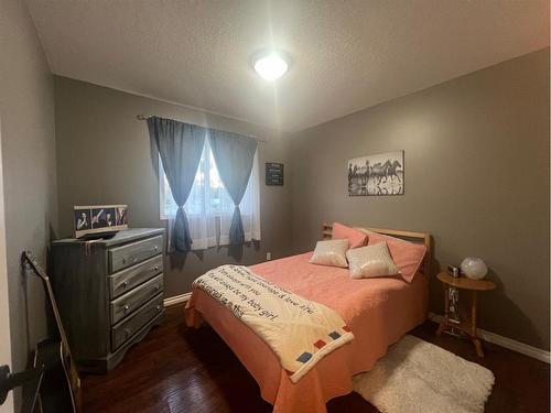 592062 Lot 22 Highway 32, Rural Woodlands County, AB - Indoor Photo Showing Bedroom