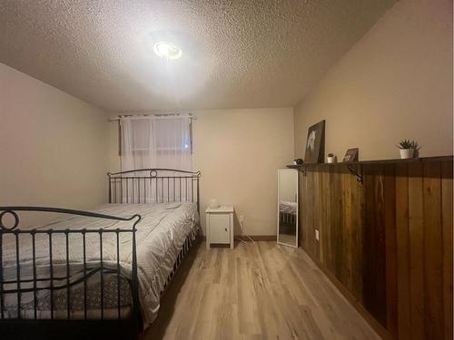 592062 Lot 22 Highway 32, Rural Woodlands County, AB - Indoor Photo Showing Bedroom