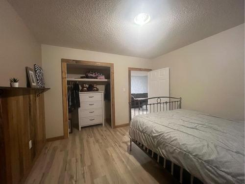 592062 Lot 22 Highway 32, Rural Woodlands County, AB - Indoor Photo Showing Bedroom