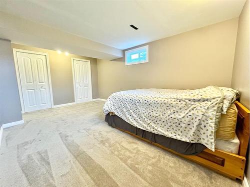 6 Isbister Avenue, Swan Hills, AB - Indoor Photo Showing Bedroom