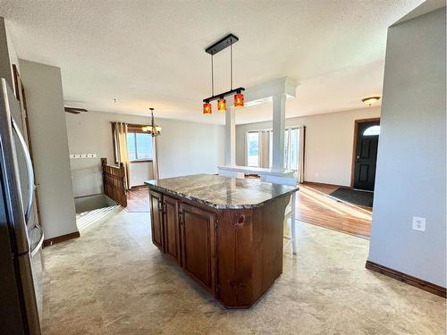 6 Isbister Avenue, Swan Hills, AB - Indoor Photo Showing Kitchen