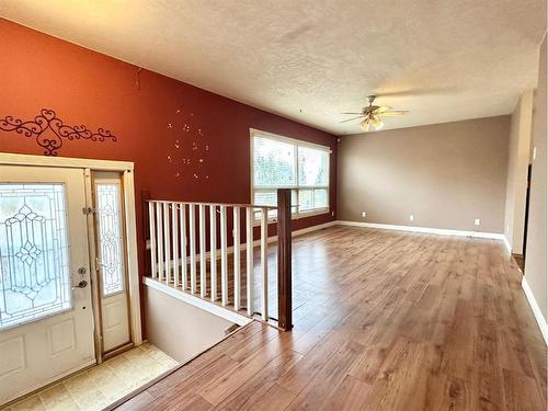 4605 54 Street, Mayerthorpe, AB - Indoor Photo Showing Other Room