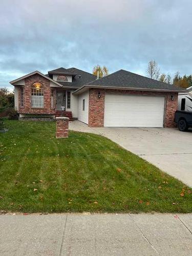 87 Park Drive, Whitecourt, AB - Outdoor