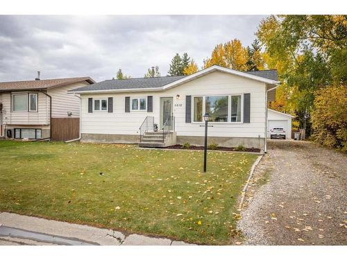 6818 5A Avenue, Edson, AB - Outdoor