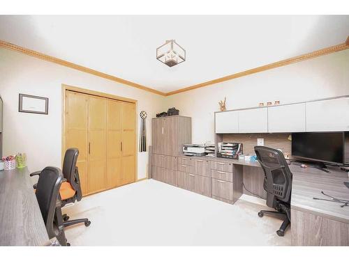 1 Spruce Hill Road, Rural Lesser Slave River No. 124, M.D. Of, AB - Indoor Photo Showing Office