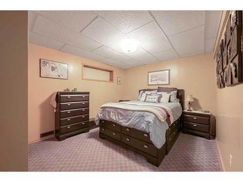 1 Spruce Hill Road, Rural Lesser Slave River No. 124, M.D. Of, AB - Indoor Photo Showing Bedroom