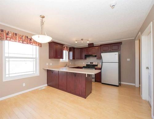 101, 202, 303, 304-2814- 48 Avenue, Athabasca, AB - Indoor Photo Showing Kitchen