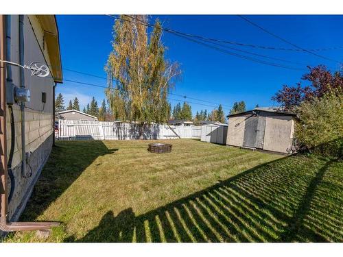 113 Fir Avenue, Hinton, AB - Outdoor