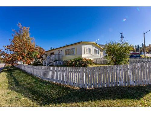 113 Fir Avenue, Hinton, AB - Outdoor