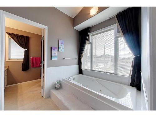 1000 7 Street Sw, Slave Lake, AB - Indoor Photo Showing Bathroom