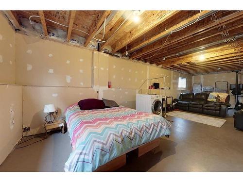 1000 7 Street Sw, Slave Lake, AB - Indoor Photo Showing Basement