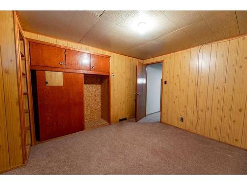 117 Dorin Drive, Hinton, AB - Indoor Photo Showing Other Room