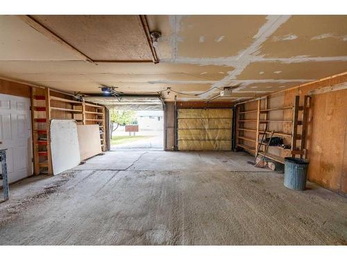 117 Dorin Drive, Hinton, AB - Indoor Photo Showing Garage