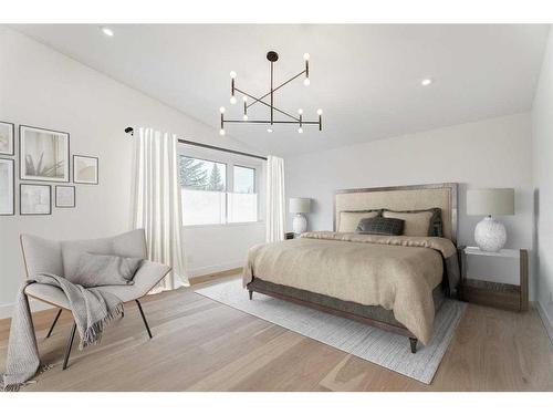 512 8Th Avenue, Canmore, AB - Indoor Photo Showing Bedroom