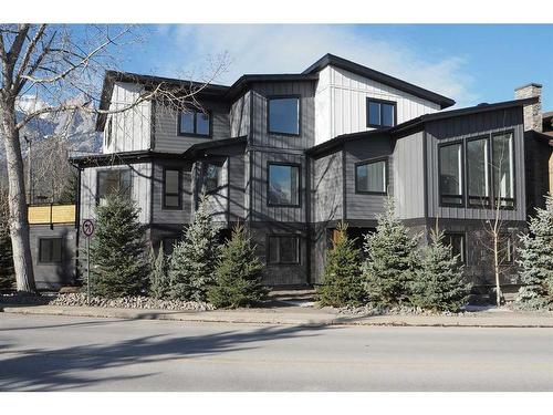 512 8Th Avenue, Canmore, AB - Outdoor With Facade