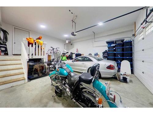 628 13 Street Se, Slave Lake, AB - Indoor Photo Showing Garage